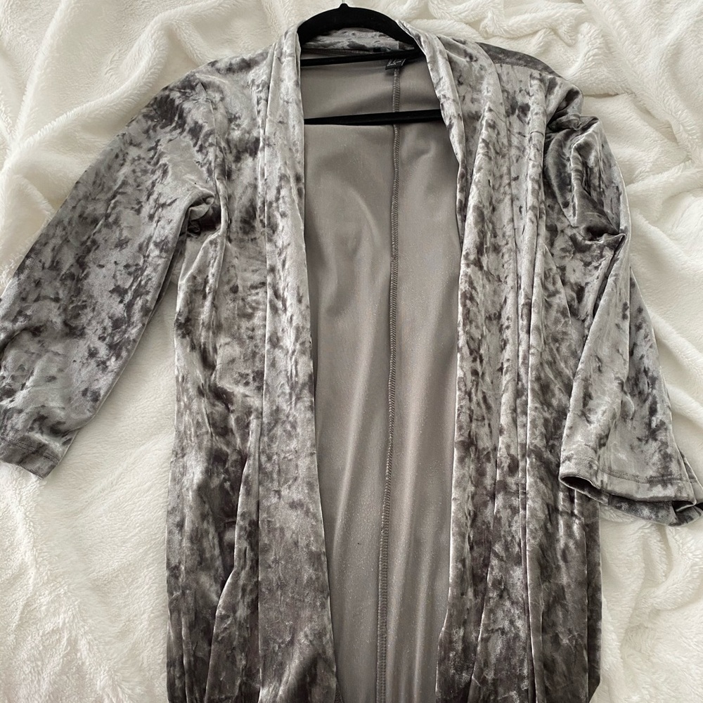 Crushed velvet kimono